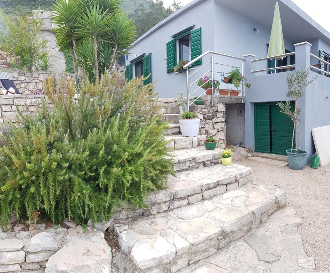 Holiday House Jakov Gdinj Esterno foto