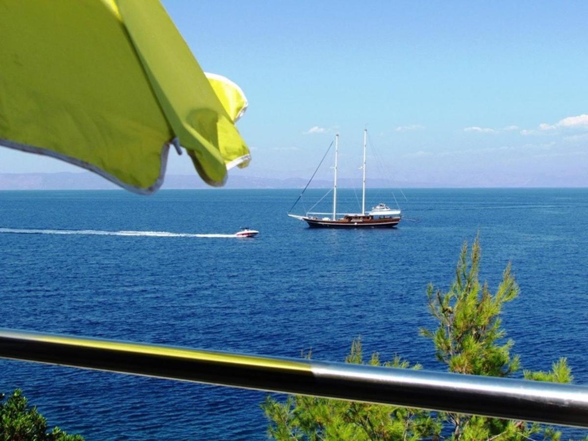 Holiday House Jakov Gdinj Esterno foto